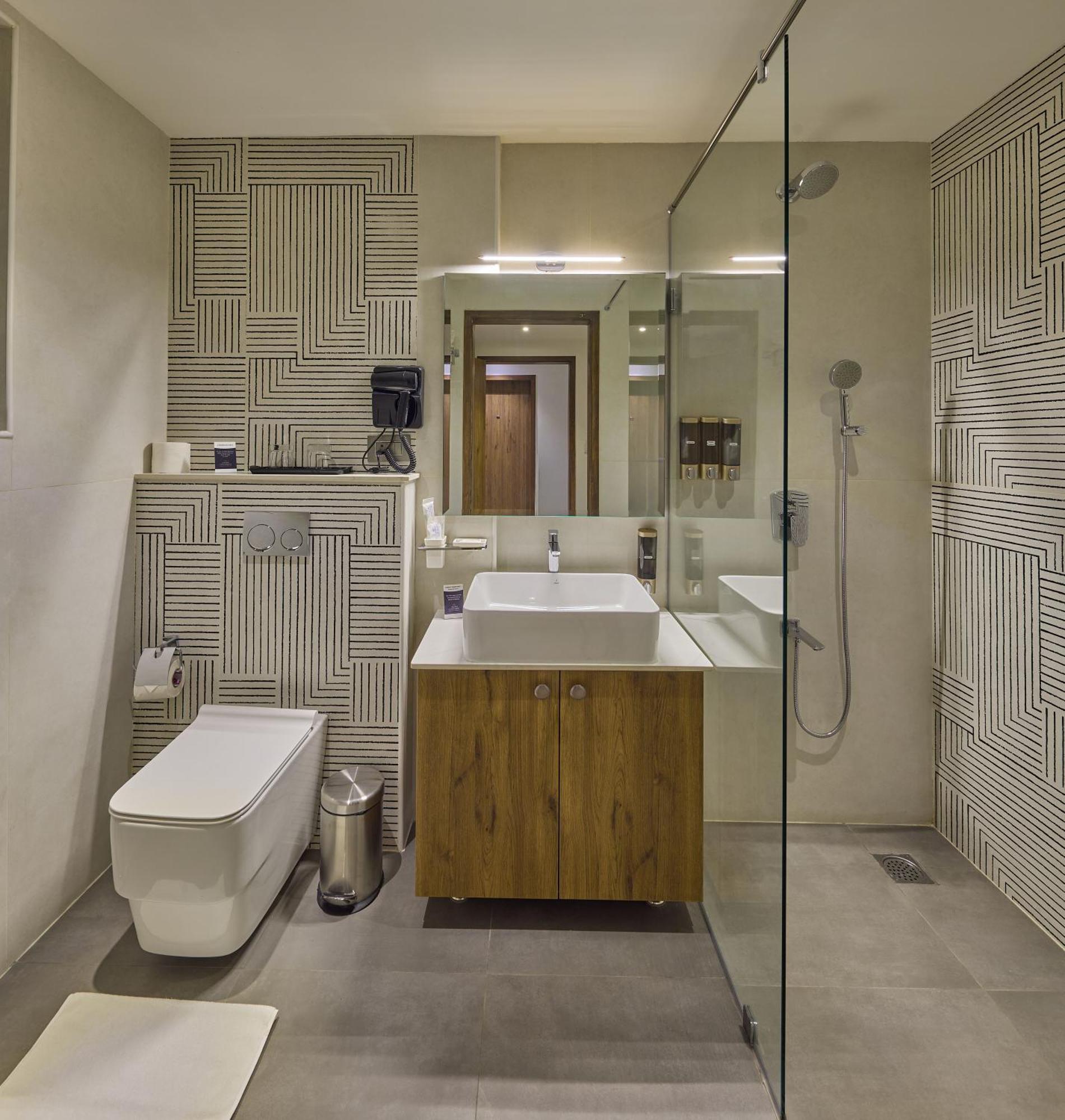 Grand Continent Hebbal A Sarovar Portico Affiliate Hotel Bangalore Esterno foto